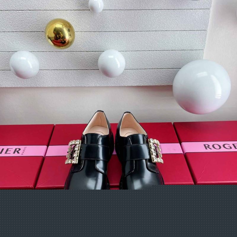 roger u1u1er boots